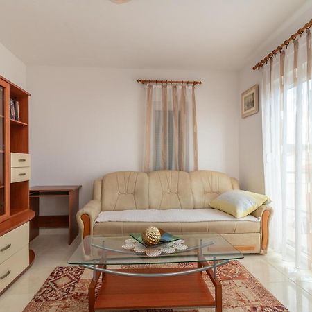 Apartman Dildo Apartment Trogir Exterior photo